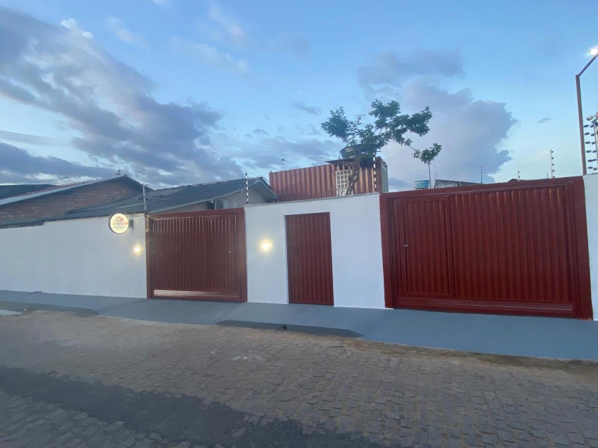 Container Lb Com Garagem Para Carros De Ate 4,5M Boa Vista  Exteriér fotografie